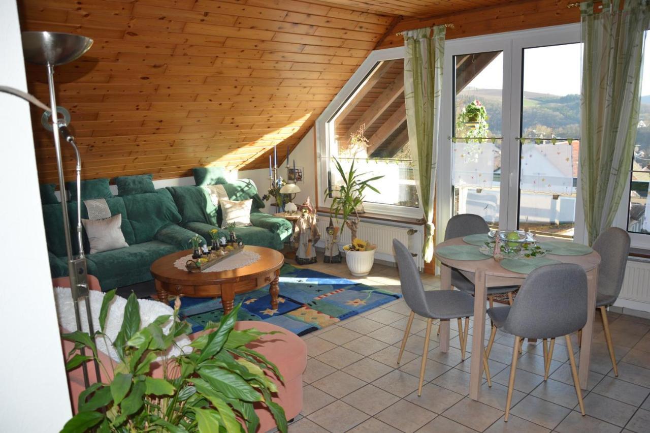 Ferienwohnung Auszeit Waxweiler Exterior foto
